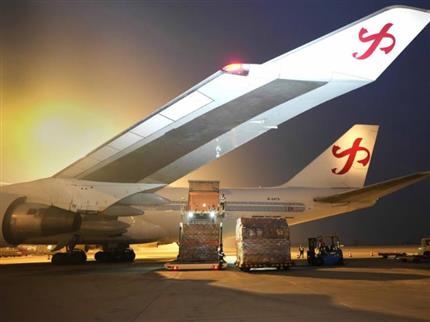 61.1萬噸！鄭州機(jī)場貨運(yùn)量已超去年 “雙貨航”支撐鄭州樞紐貨運(yùn)再突破